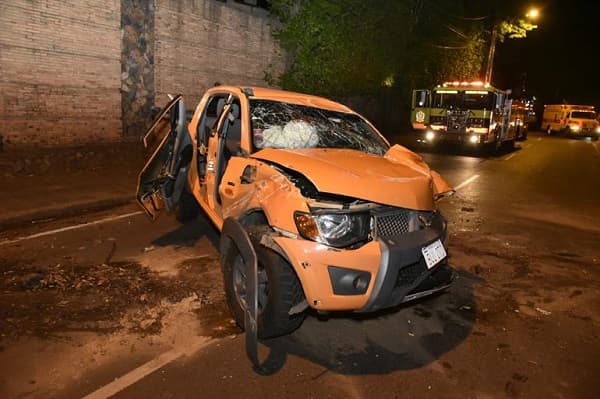 Conductor resulta gravemente herido tras accidente