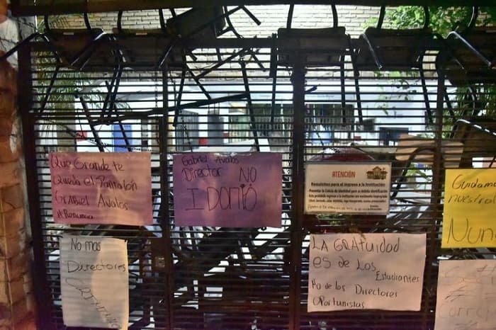 Levantan toma en el colegio Stella Maris