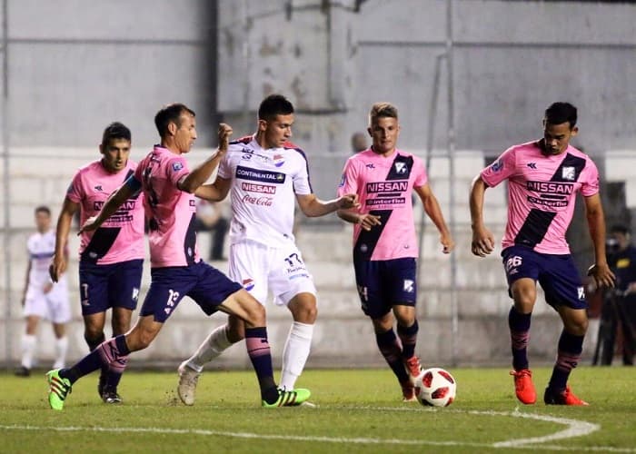 Nacional y River Plate no lograron sacarse ventaja