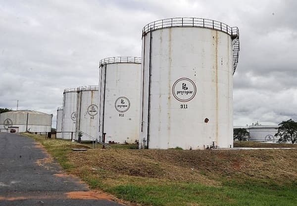 Lichi afirma que Petropar tiene asegurada la provisión de combustible