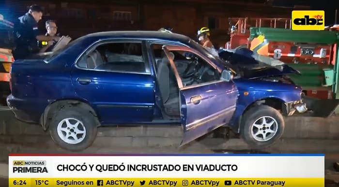 Dos heridos a causa de accidente en viaducto
