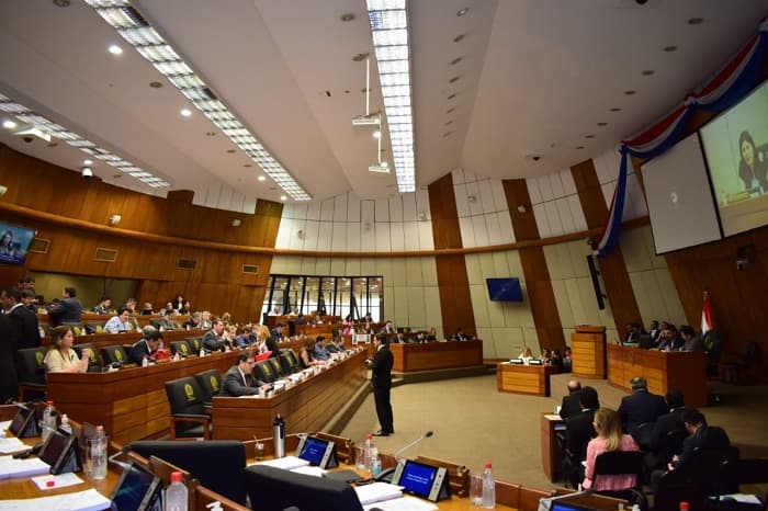 Aprueban aumentar a 3% el déficit fiscal