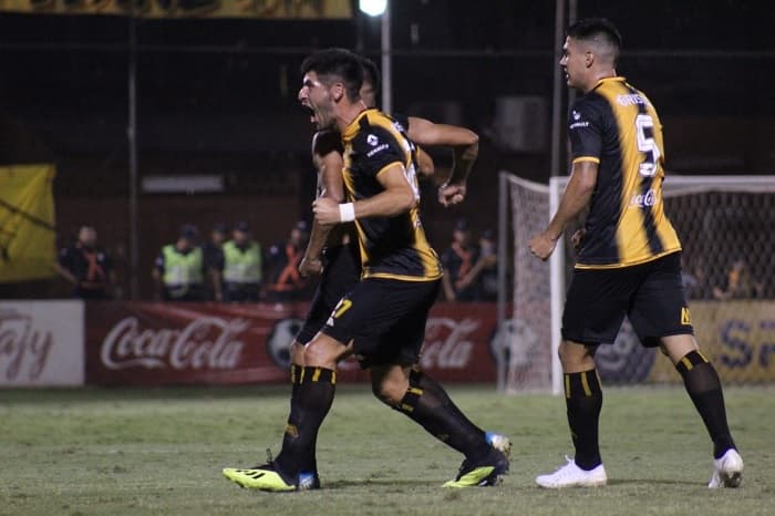 Guaraní remonta el marcador en el minuto final ante Capiatá