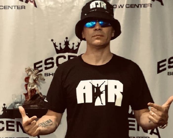 Líder de Damas Gratis está internado a causa de su adicción