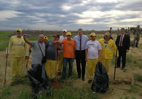 Bajante se aprovechará para limpiar el río, anuncia Abdo Benítez