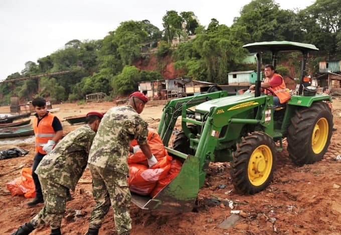 Estalló el debate: Ambientalistas “no limpiaron” el río