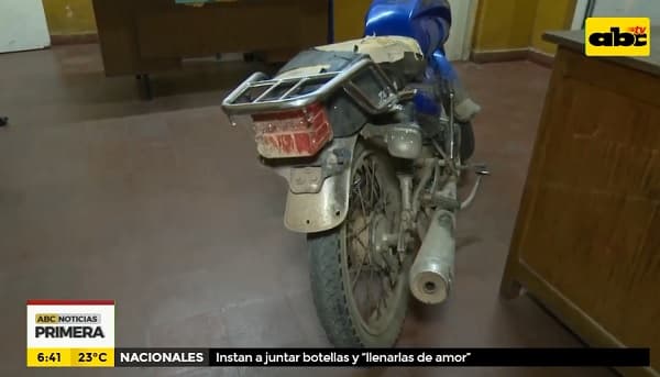 Detienen a motochorros tras cometer robo