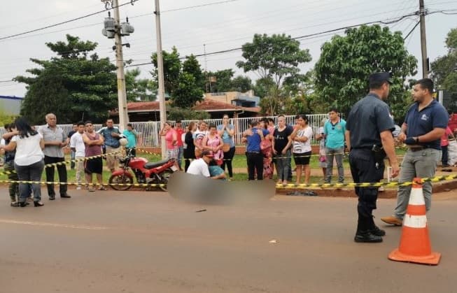 Madre muere frente a su hijo tras ser atropellada