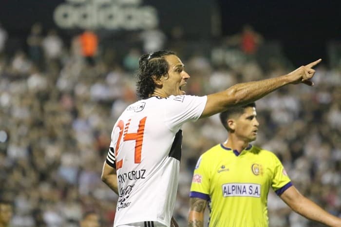 Olimpia gana y está más cerca del título