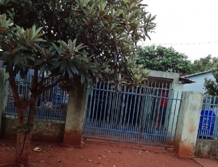 Integrantes de una familia son mantenidos de rehenes durante asalto