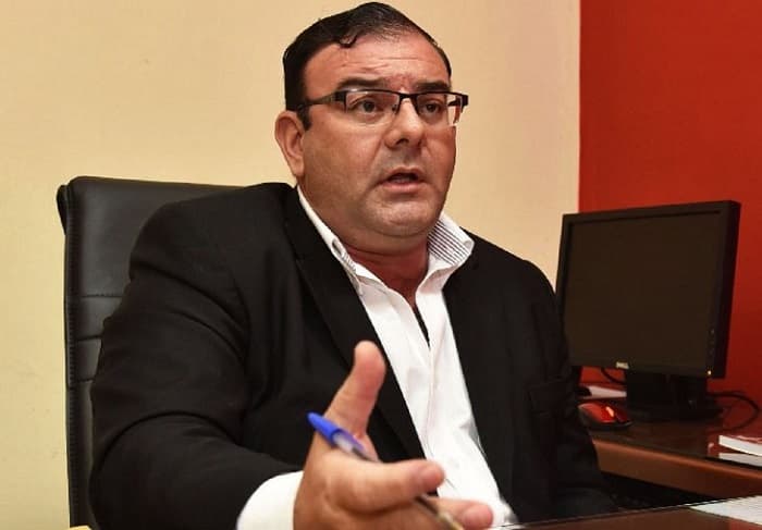 Fiscalía pide juicio oral para diputado que colocó a “caseros” como funcionarios de la Cámara