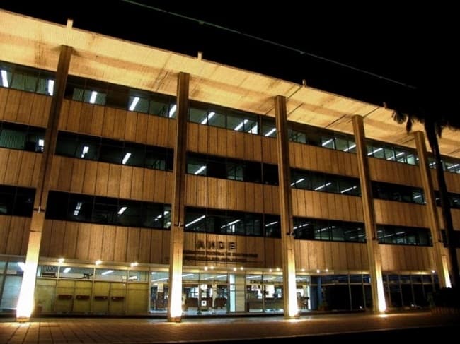 ANDE dice que aumentos en tarifas se debe a altas temperaturas