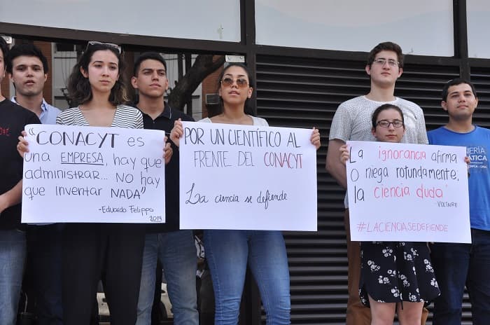 Nueva manifestación de descontento en el Conacyt
