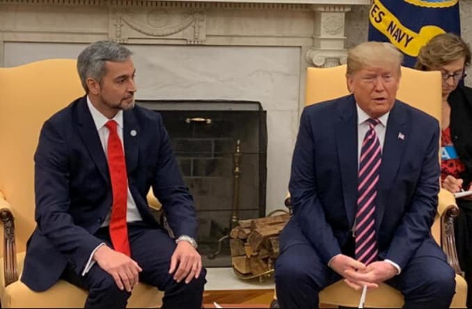 Trump conversa con Abdo Benítez y promete respiradores