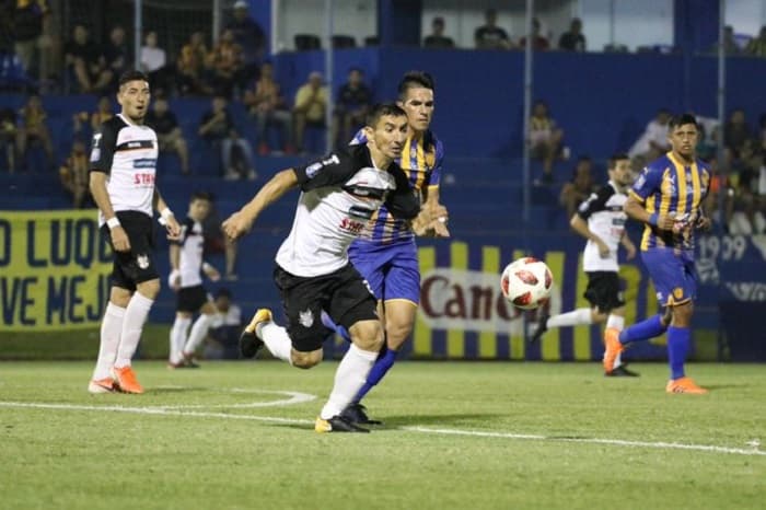 Gral. Díaz golea a Sportivo Luqueño