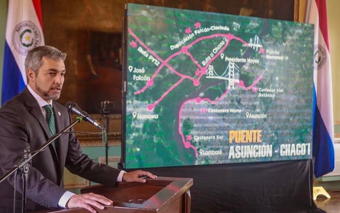 Abdo Benítez destaca recaudación de Aduanas y labor de ministerios