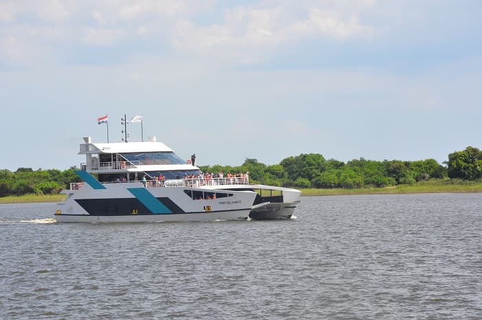 Ferry del Chaco suspende traslados por tiempo indefinido