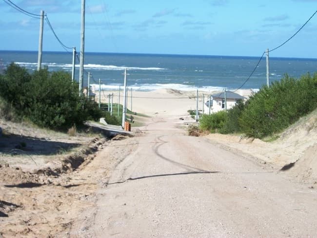 Paraguayo muere ahogado en playa de Uruguay