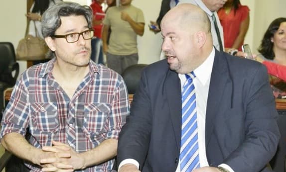 Arias nunca le cobró, dice Camilo