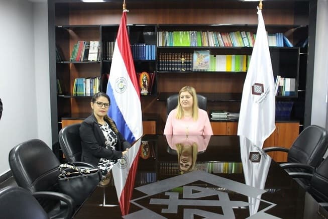 Ministra y Fiscal General se reúnen luego de “teléfono cortado”
