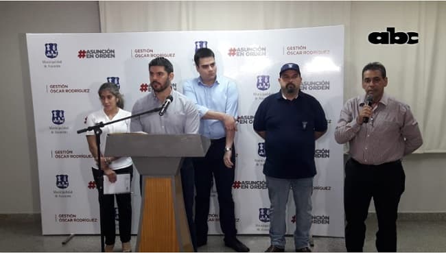 Intendente desvincula a 385 funcionarios de la comuna capitalina