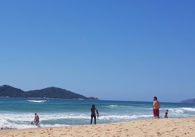 “Cacería” de la SET en Facebook cuesta G. 23 mil millones