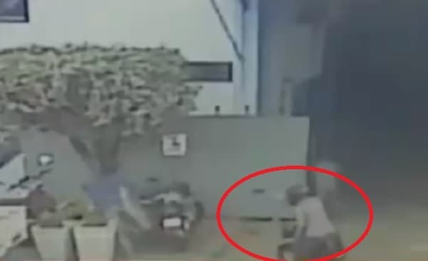 Cámara capta crimen de joven en Pedro Juan