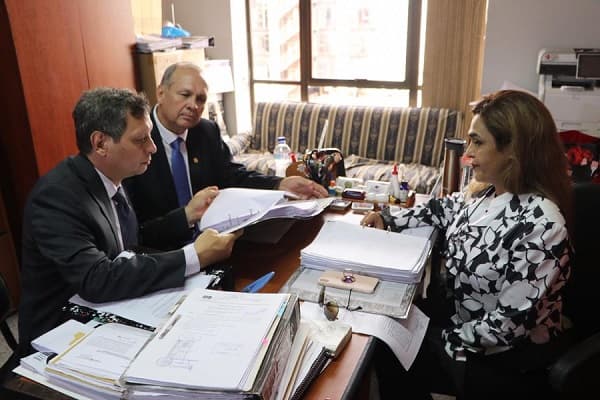 Fiscala cree en existencia de caja paralela y analiza imputar a Ferreiro