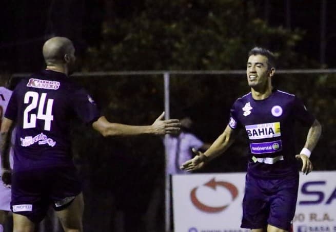 12 de Octubre recoge sus primeros puntos