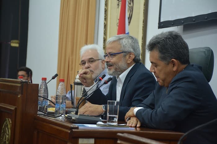 Invertir en equipos demandará menos dinero que tercerizar, aseguran