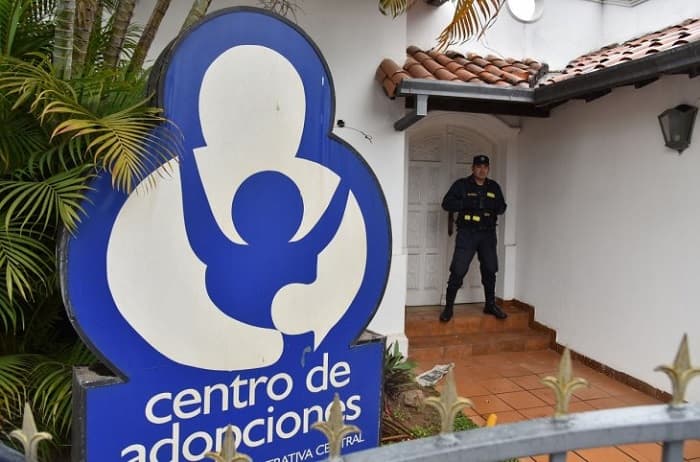 Ejecutivo promulga nueva ley de adopciones