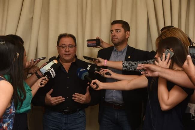 Reunión entre Abdo Benítez y Cartes no es prioridad, según Alderete