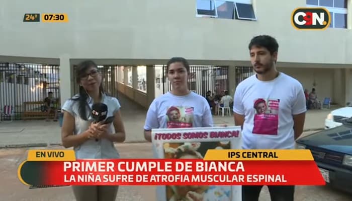 Bianca cumple su primer año y padres siguen buscando fondos