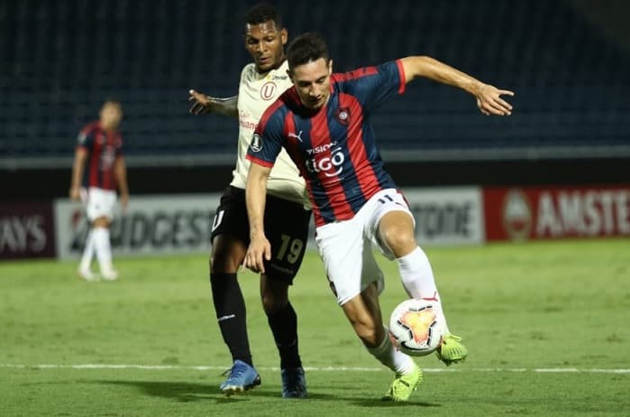 Cerro vence por la mínima y avanza en la Libertadores
