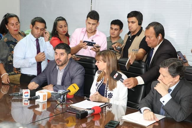 Cuidacoches y limpiavidrios recibirán subsidio de G. 600.000