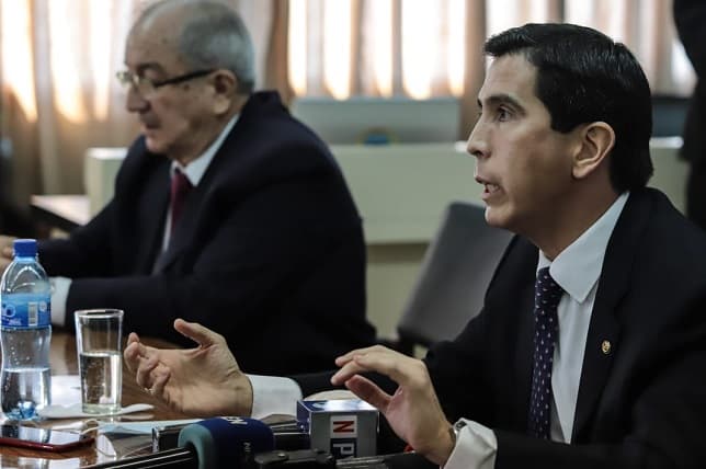 Más de 150 compatriotas aguardan ingresar al país