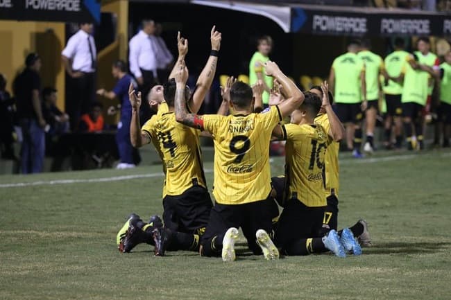 Guaireña y Guaraní cierran fecha del retorno del Apertura