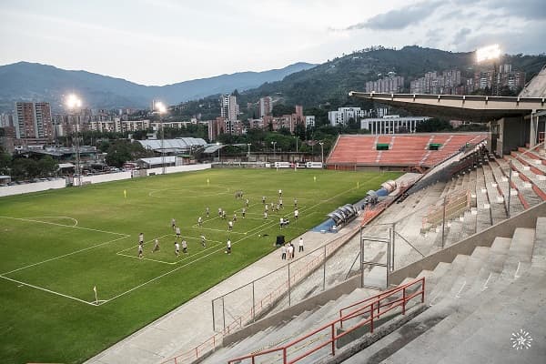 Libertad se enfrenta a Independiente de Medellín este martes