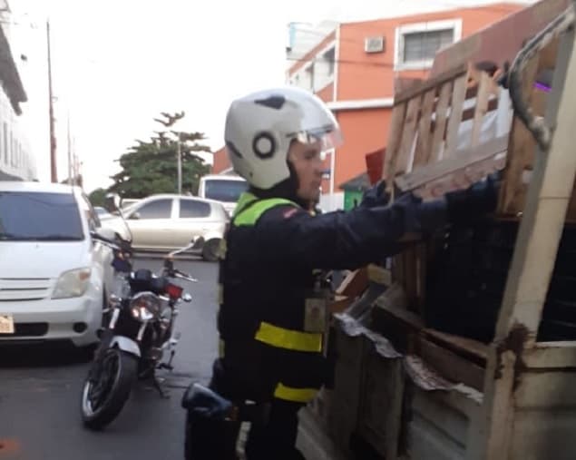 Municipalidad interviene zona del Palacio para erradicar cuidacoches
