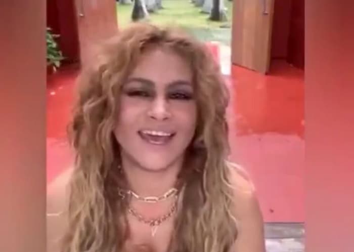 Vivo de Paulina Rubio la convierte en tendencia y genera memes
