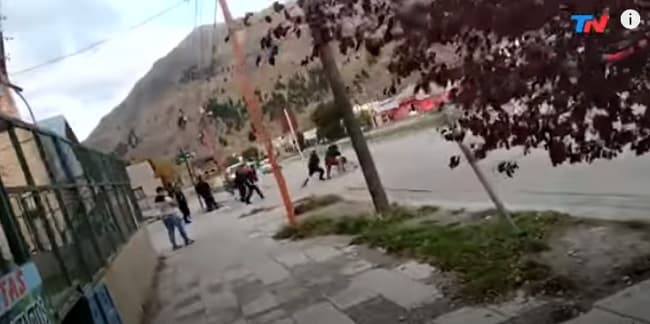 Vecinos linchan a hombre que salió de prisión