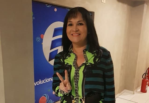 Senadora rindió hasta qué comió en un viaje que nunca hizo