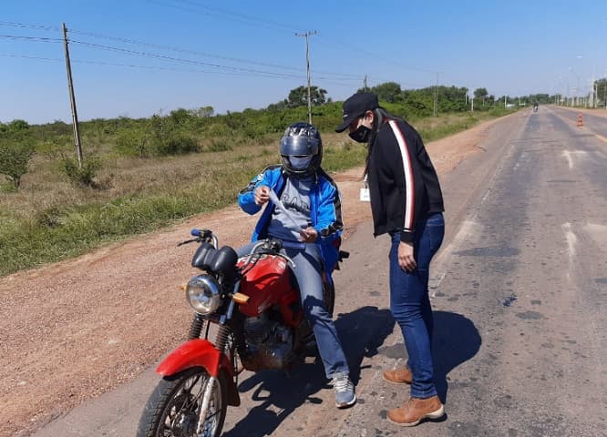 Ejecutivo mantiene restricción de circulación por número de chapa