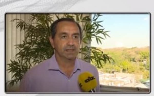 Luis Fretes se quiebra al hablar de la falta de cuidado ante pandemia