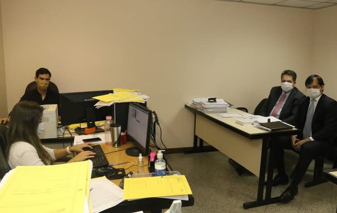 Edgar Melgarejo se presenta y pide medidas alternativas a la prisión