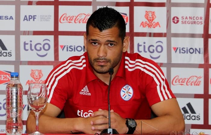 Tras accidente, imputan a Samudio por violar la cuarentena