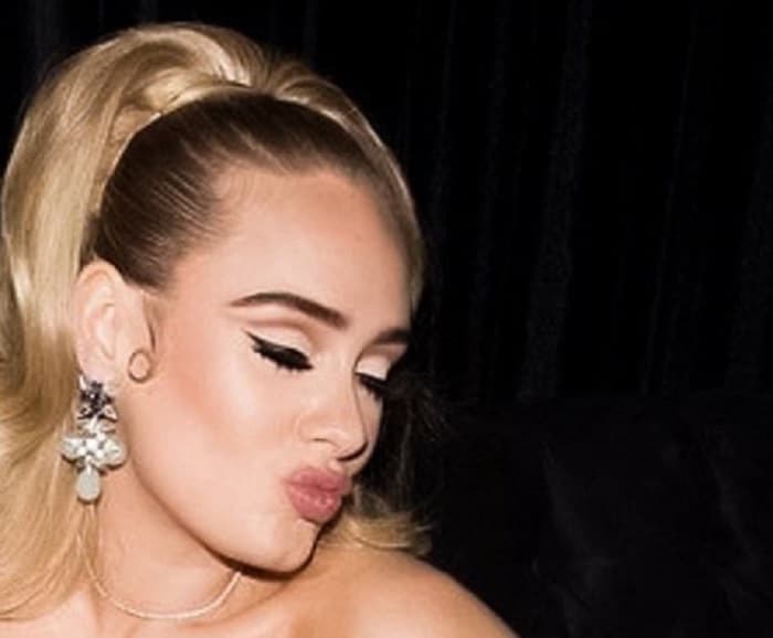 Adele reaparece con un cambio que la deja irreconocible
