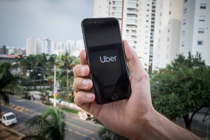 Uber lanza nueva tecnología para verificar el uso de tapabocas