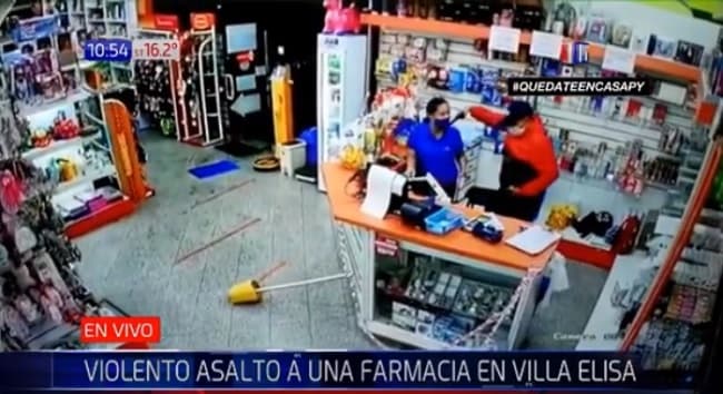 Delincuentes se llevan más de G. 7 millones en farmacia