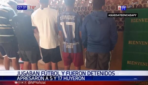 Policía detiene a jóvenes que disputaban torneo de fútbol en la Chacarita